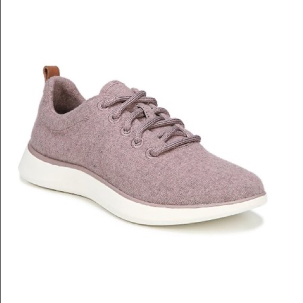 Wool Sneakers (Dr. Scholl’s Freestep)